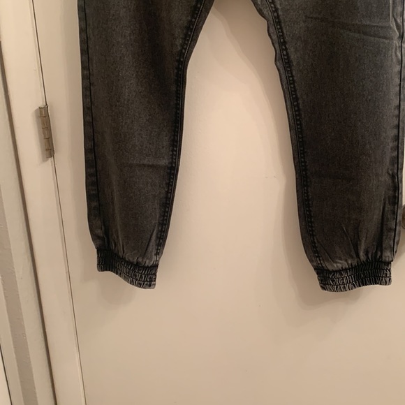 BNWOT boutique jogger jeans - Picture 3 of 8